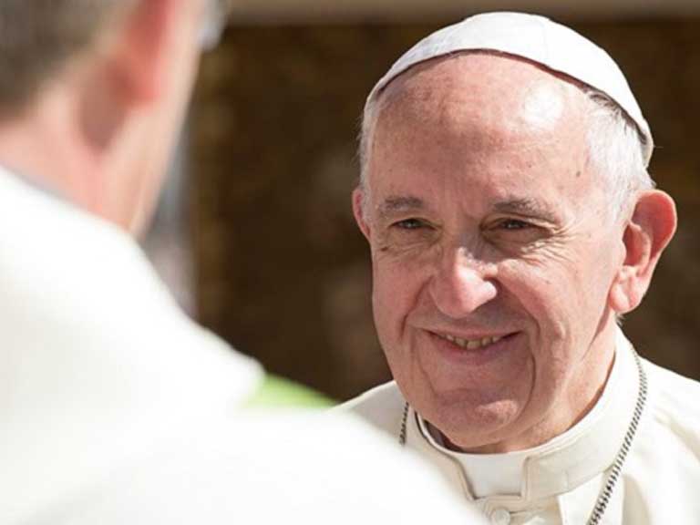 Papa: catequista não é profissão, mas vocação